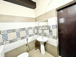 Hotel Silicon - near Sea beach & Temple