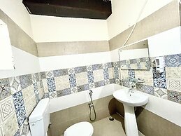 Hotel Silicon - near Sea beach & Temple