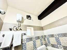 Hotel Silicon - near Sea beach & Temple