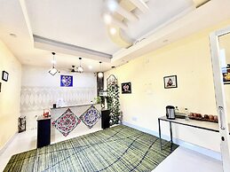 Hotel Silicon - near Sea beach & Temple