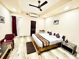 Hotel Silicon - near Sea beach & Temple