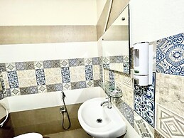 Hotel Silicon - near Sea beach & Temple