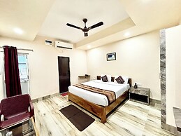 Hotel Silicon - near Sea beach & Temple