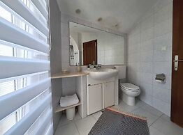 Sea View Apartment Povljana