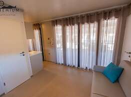 Charming Two-bedroom Mobile Homes Drage