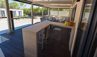 Charming Two-bedroom Mobile Homes Drage