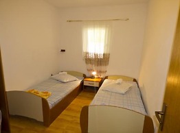 Beachfront Apartments Plaža