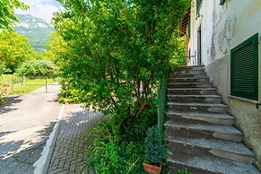 Tremezzo Cozy Studio by Wonderful Italy