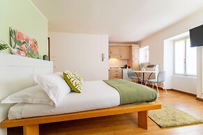 Tremezzo Cozy Studio by Wonderful Italy