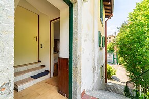 Tremezzo Cozy Studio by Wonderful Italy