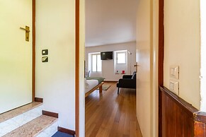 Tremezzo Cozy Studio by Wonderful Italy