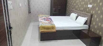 Virendra Palace Guest House