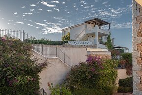 Baia Bianca Apartments Sardinia