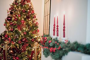 The Burgundy - Boutique B&B