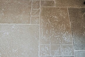 The Burgundy - Boutique B&B