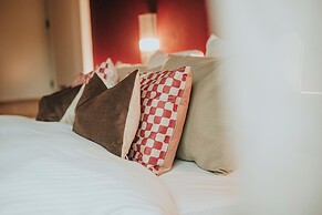 The Burgundy - Boutique B&B