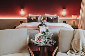 The Burgundy - Boutique B&B