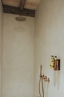 The Burgundy - Boutique B&B