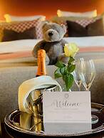 The Burgundy - Boutique B&B