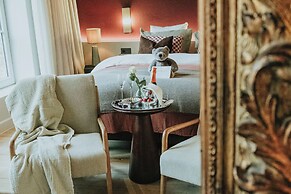 The Burgundy - Boutique B&B