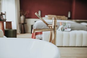 The Burgundy - Boutique B&B