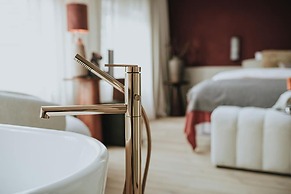 The Burgundy - Boutique B&B