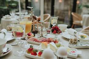 The Burgundy - Boutique B&B