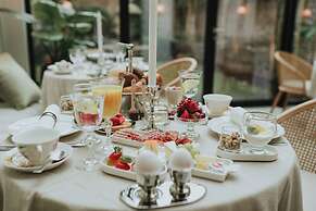 The Burgundy - Boutique B&B