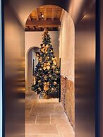The Burgundy - Boutique B&B