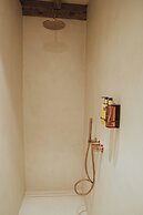 The Burgundy - Boutique B&B