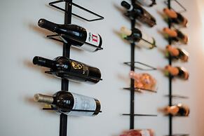 The Burgundy - Boutique B&B