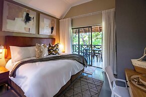 First Group Sanbonani Resort