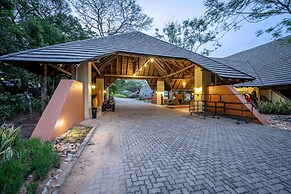 First Group Sanbonani Resort