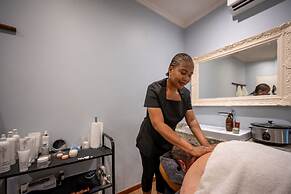 First Group Sanbonani Resort