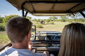 First Group Sanbonani Resort