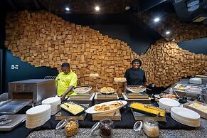 First Group Sanbonani Resort