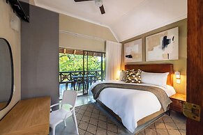 First Group Sanbonani Resort