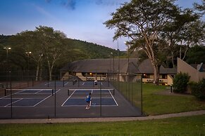 First Group Sanbonani Resort