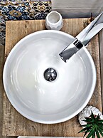 Kéramos Luxury Rooms