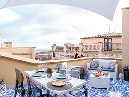 Kéramos Luxury Rooms