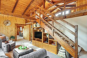 Mtn-view Cabin w/ Horse Pasture in Koosharem