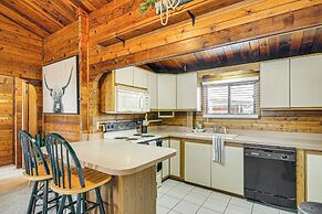 Mtn-view Cabin w/ Horse Pasture in Koosharem