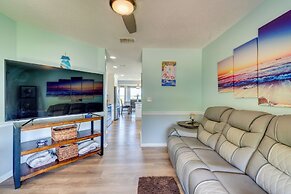 2 Mi to Ocean: Home w/ Pool in Hernando Beach!