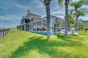 2 Mi to Ocean: Home w/ Pool in Hernando Beach!