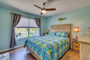 2 Mi to Ocean: Home w/ Pool in Hernando Beach!