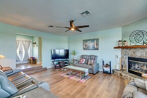 2 Mi to Ocean: Home w/ Pool in Hernando Beach!