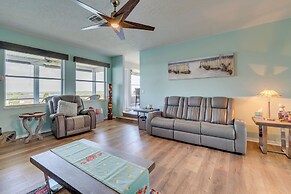 2 Mi to Ocean: Home w/ Pool in Hernando Beach!