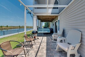 2 Mi to Ocean: Home w/ Pool in Hernando Beach!