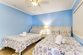 Walk to Pool + Shore: Ocean Isle Beach Getaway!