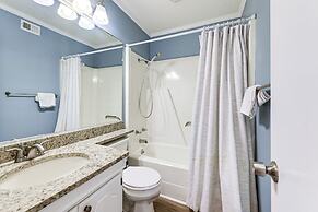 Walk to Pool + Shore: Ocean Isle Beach Getaway!